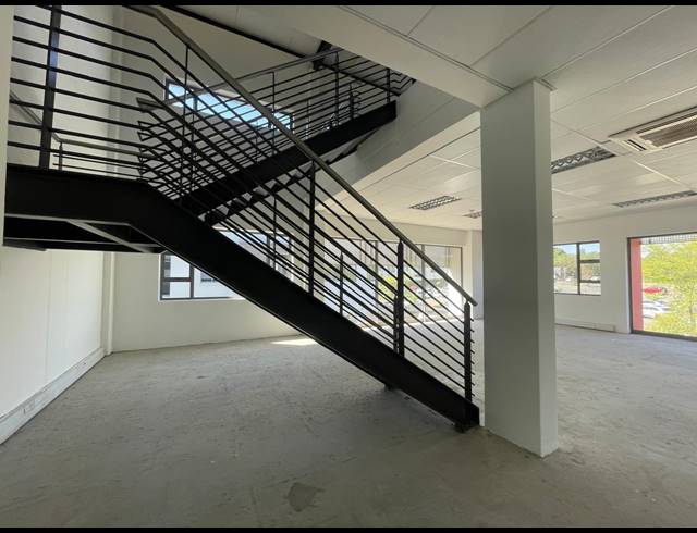 236M² RETAIL TO LET IN BRYANSTON